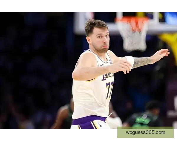 湖人伤病连锁反应里夫斯二级拉伤赛季报销东契奇无限期缺阵